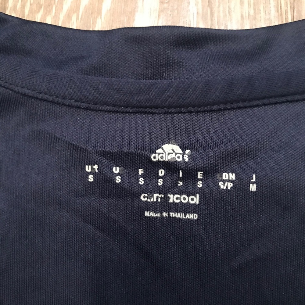 SOLD Adidas Columbia National Team Jersey Small - Picture 4 of 6